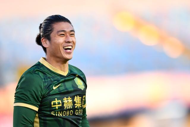 九游体育网地-【中超】张玉宁传射阿德本罗双响 国安4比1胜广州队