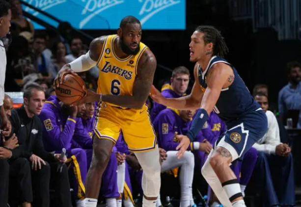 九游体育登录-湖人首胜遥遥无期 詹姆斯：我们必须要命中投篮