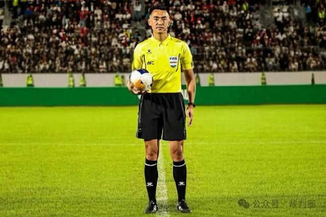 九游体育网地-杜健鑫等3位中国裁判顶替西亚裁判组，执法亚挑联赛事