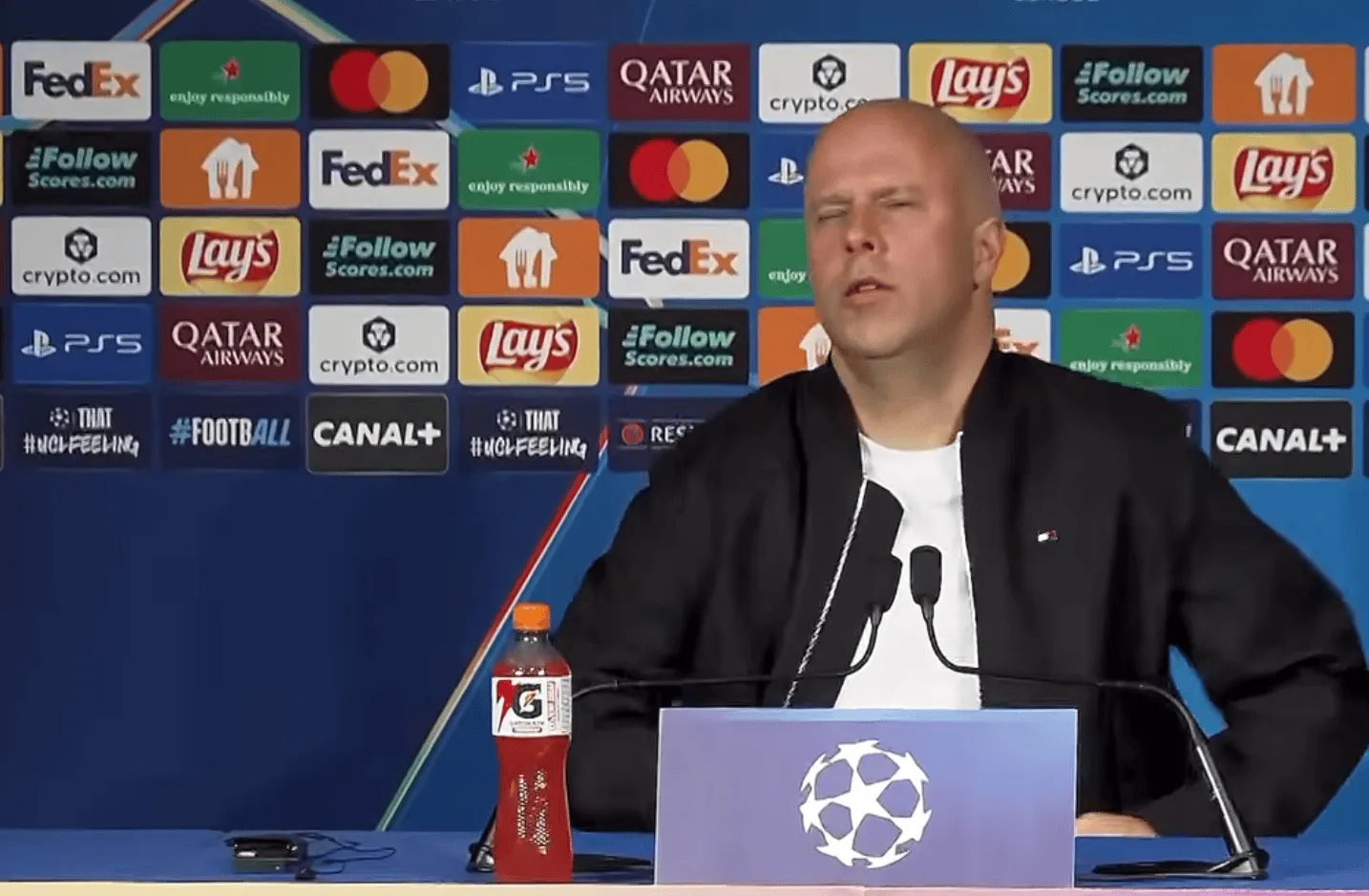 九游体育登录-斯洛特：4后卫还是5后卫？那我问你，谁能阻止巴黎这样狂攻